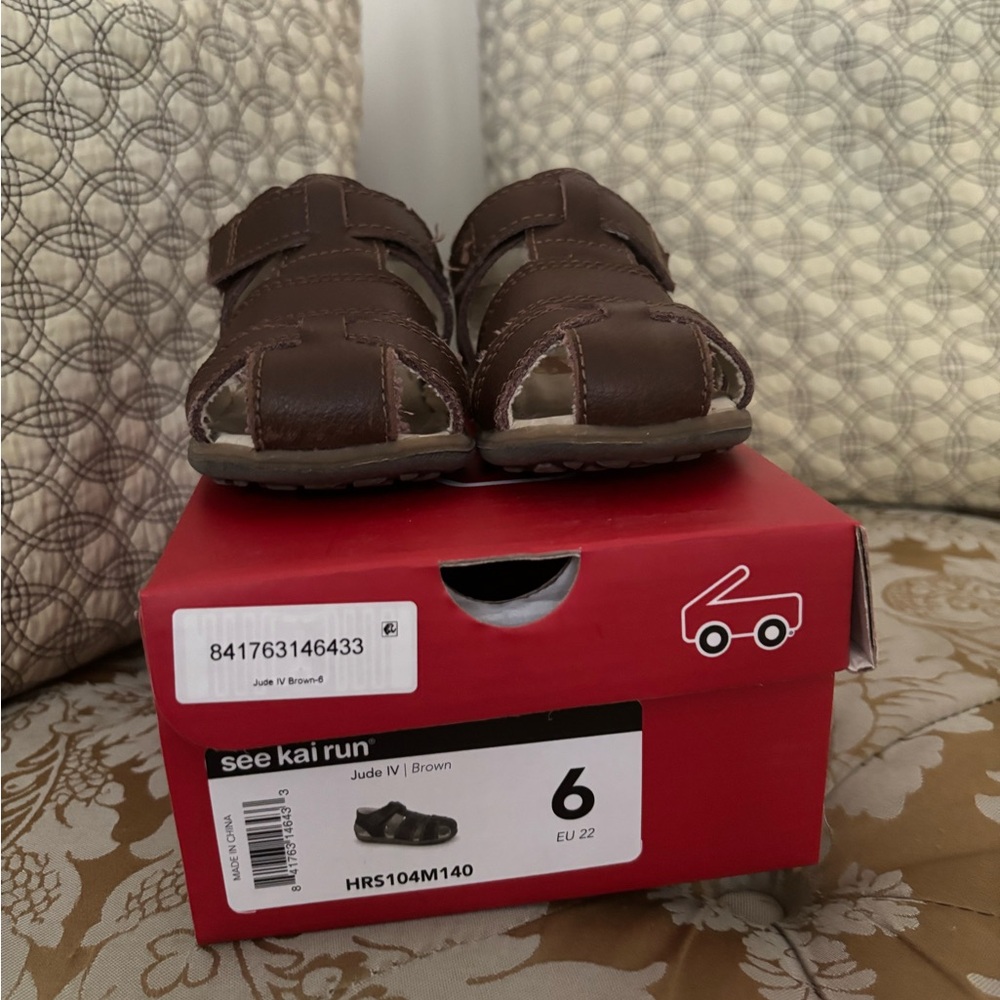See Kai Run Brown Toddler Sandals - size 6